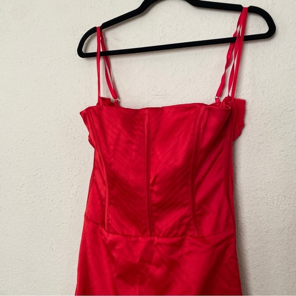 House of CB 'Shani' Red Satin Corset Maxi Dress NWOT size XL - Picture 13 of 17